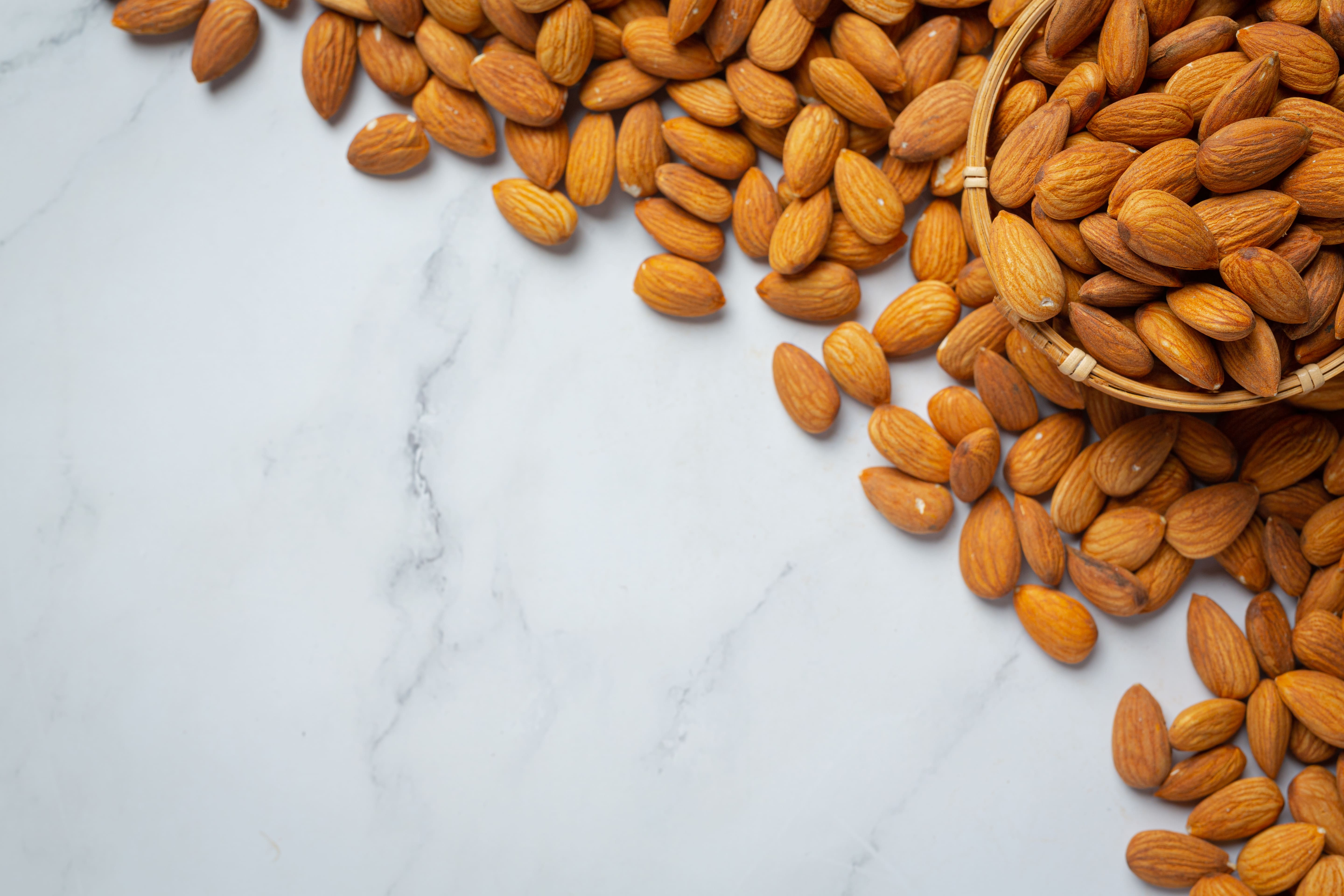 California Almonds product suppliers in india, Premium California Almonds suppliers in india, California Almonds suppliers in india, Aaditya Traders suppliers in india